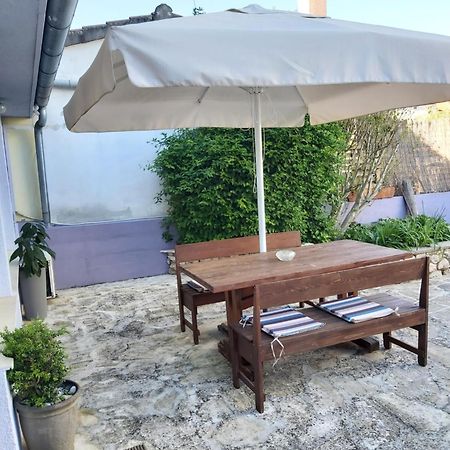 Apartman Luce With Shared Pool Zadar Ngoại thất bức ảnh