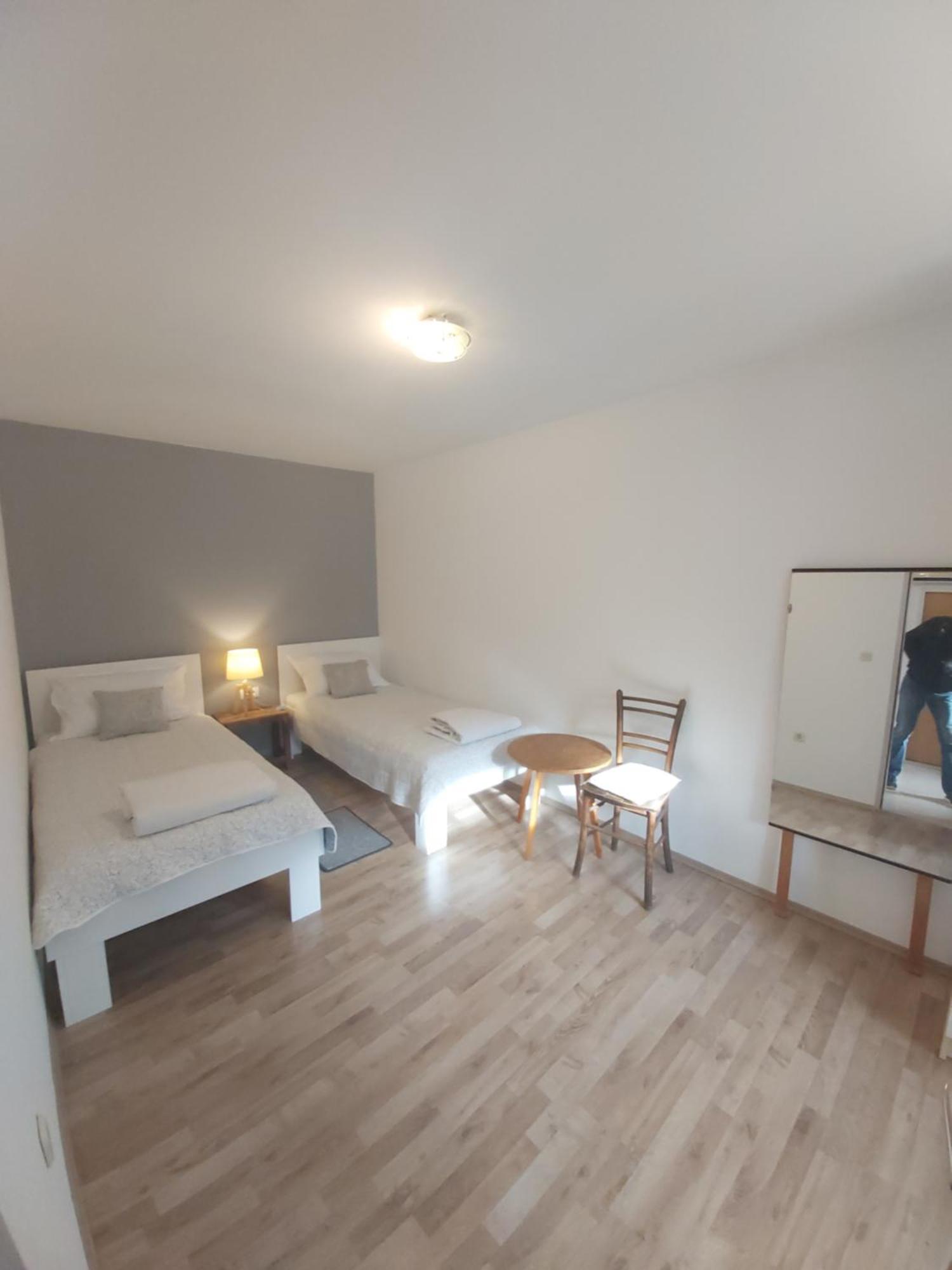 Apartman Luce With Shared Pool Zadar Ngoại thất bức ảnh