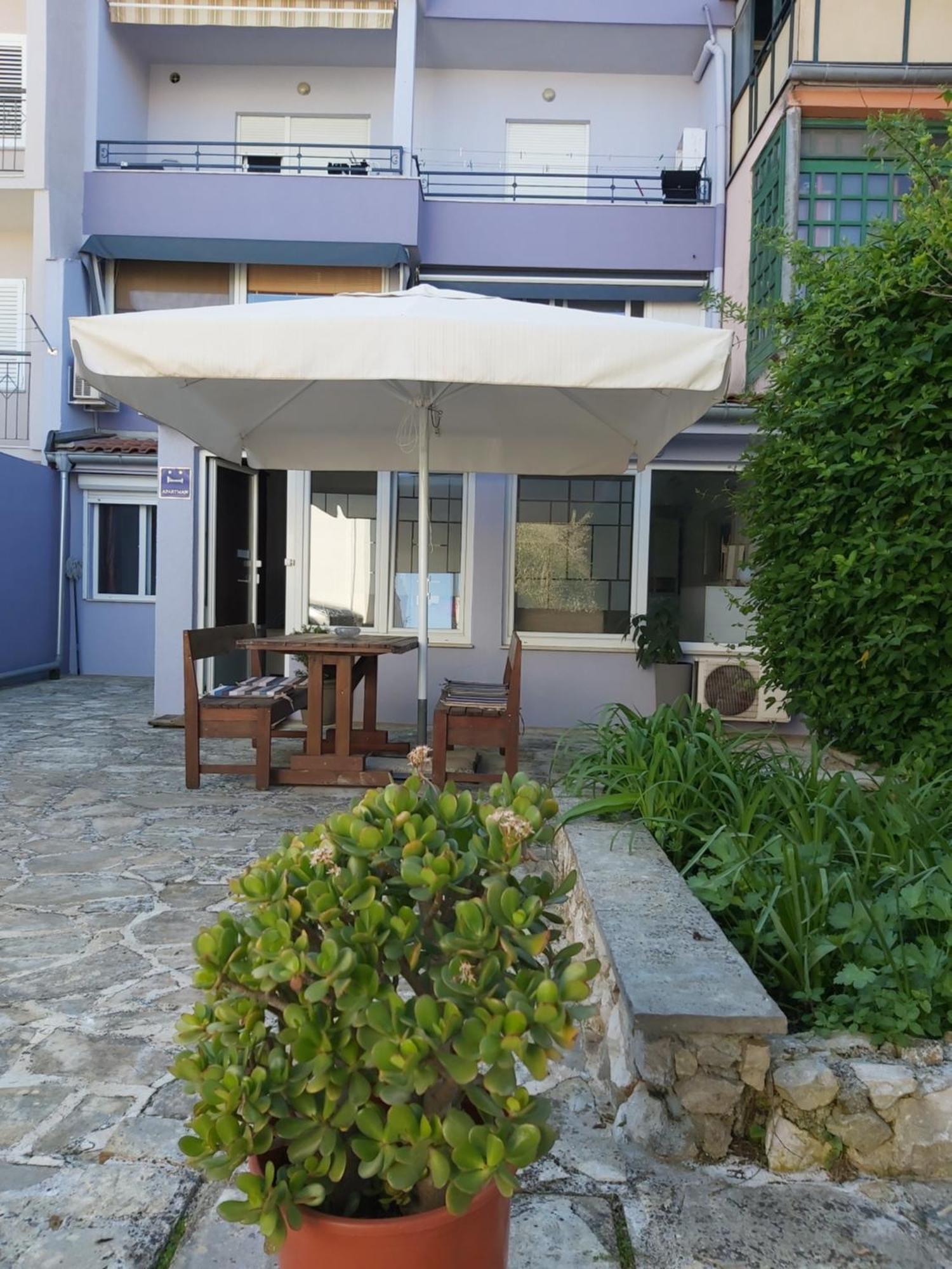 Apartman Luce With Shared Pool Zadar Ngoại thất bức ảnh
